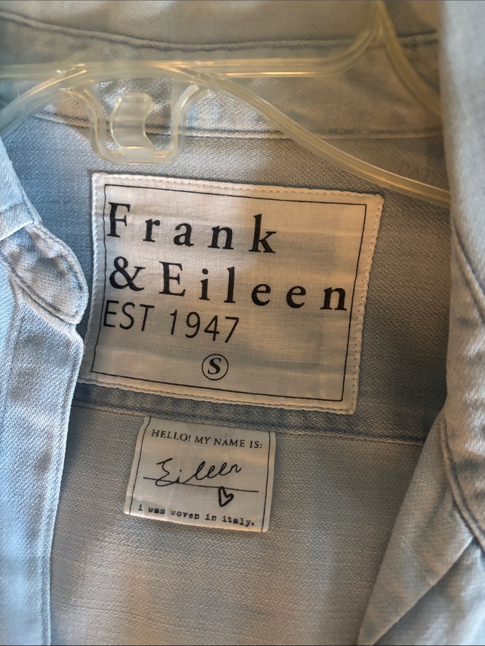 Frank & Eileen Women’s Pale Blue Lightweight Denim Shirt - Picture 2 of 3